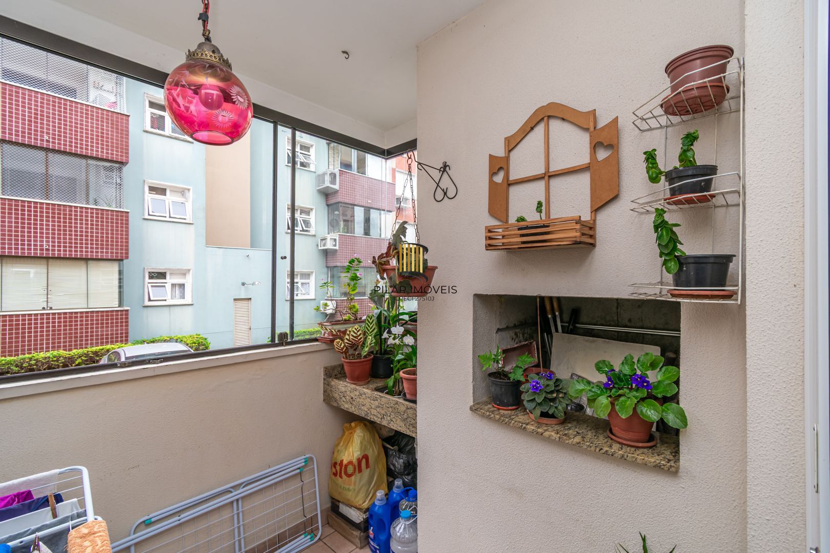 Apartamento de 2 dormitórios, vaga e infra