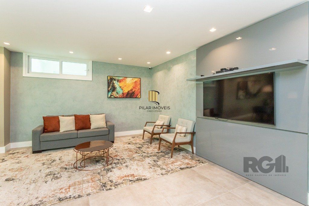 Apartamento de 2 dormitórios e 2 vagas NOVO desocupado