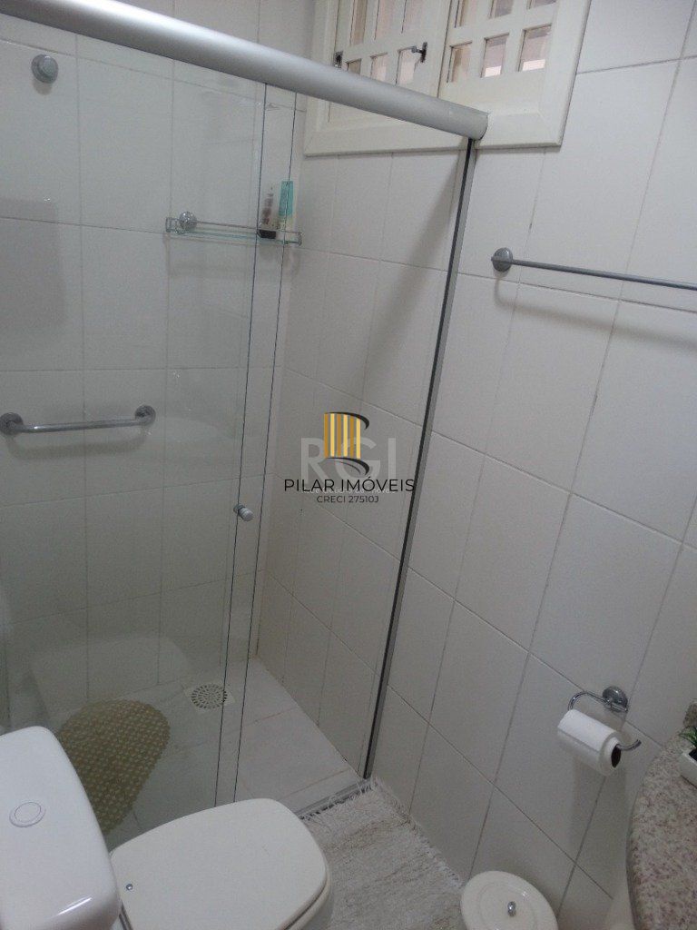 Casa para Venda 3 dormitórios 2 vagas - Capão Novo