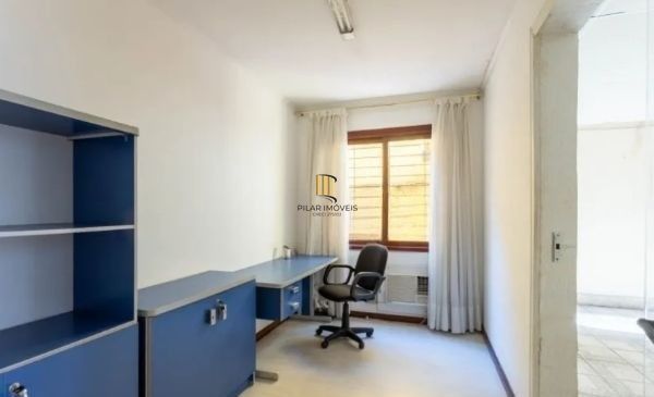 Casa sobrado no bairro Sarandi de 3 dormitórios e 2 vagas