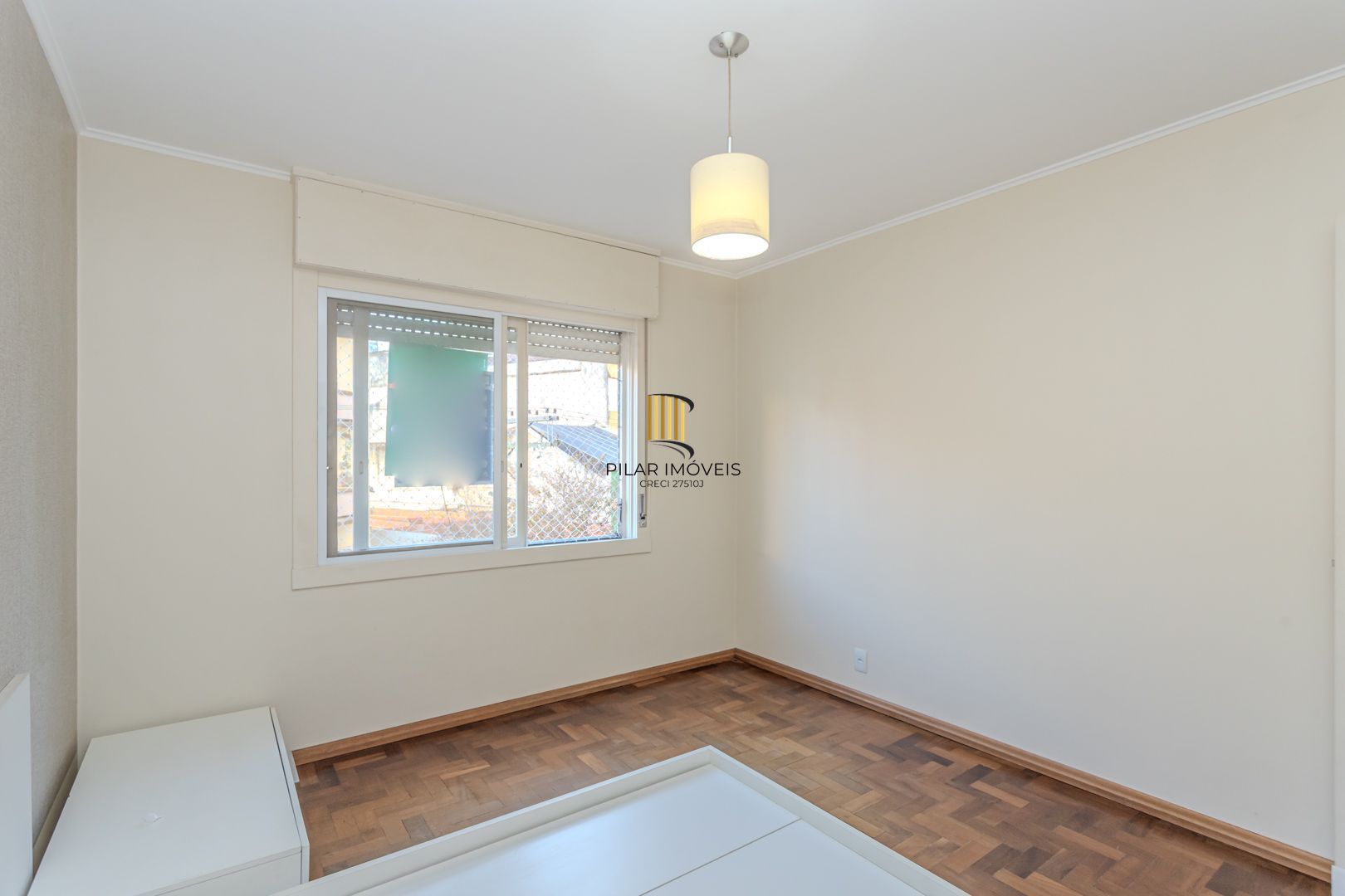 Apartamento no Centro de 1 dormitório DESOCUPADO