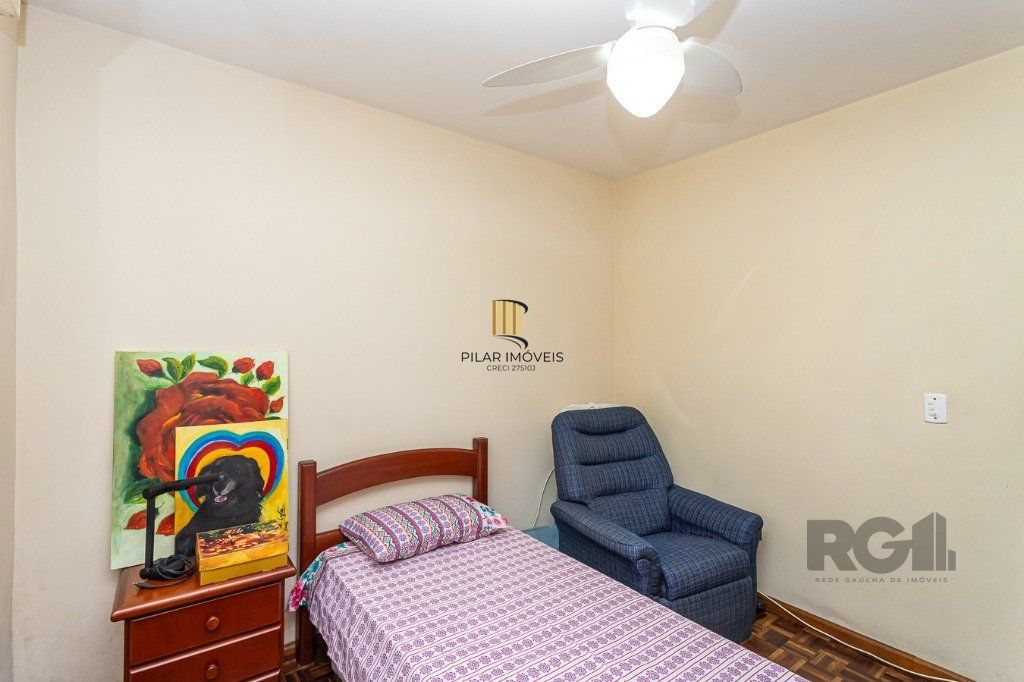 Apartamento de  2 dormitórios no Petrópolis térreo