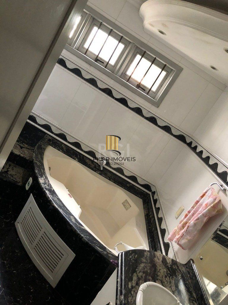 Casa para Venda - 840m², 7 dormitórios, sendo 2 suites, 5 vagas - Marechal Rondon