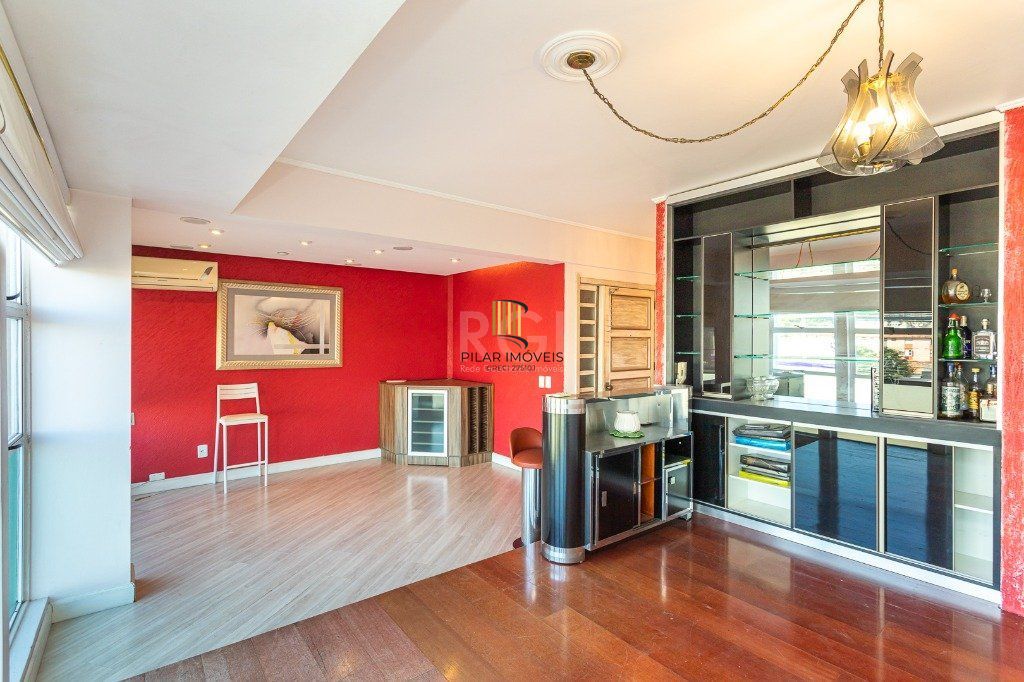 Apartamento Menino Deus de 3 dormitórios e vaga