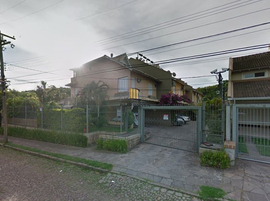 Casa em Condomínio em Ipanema de 3 dormitórios e 2 vagas