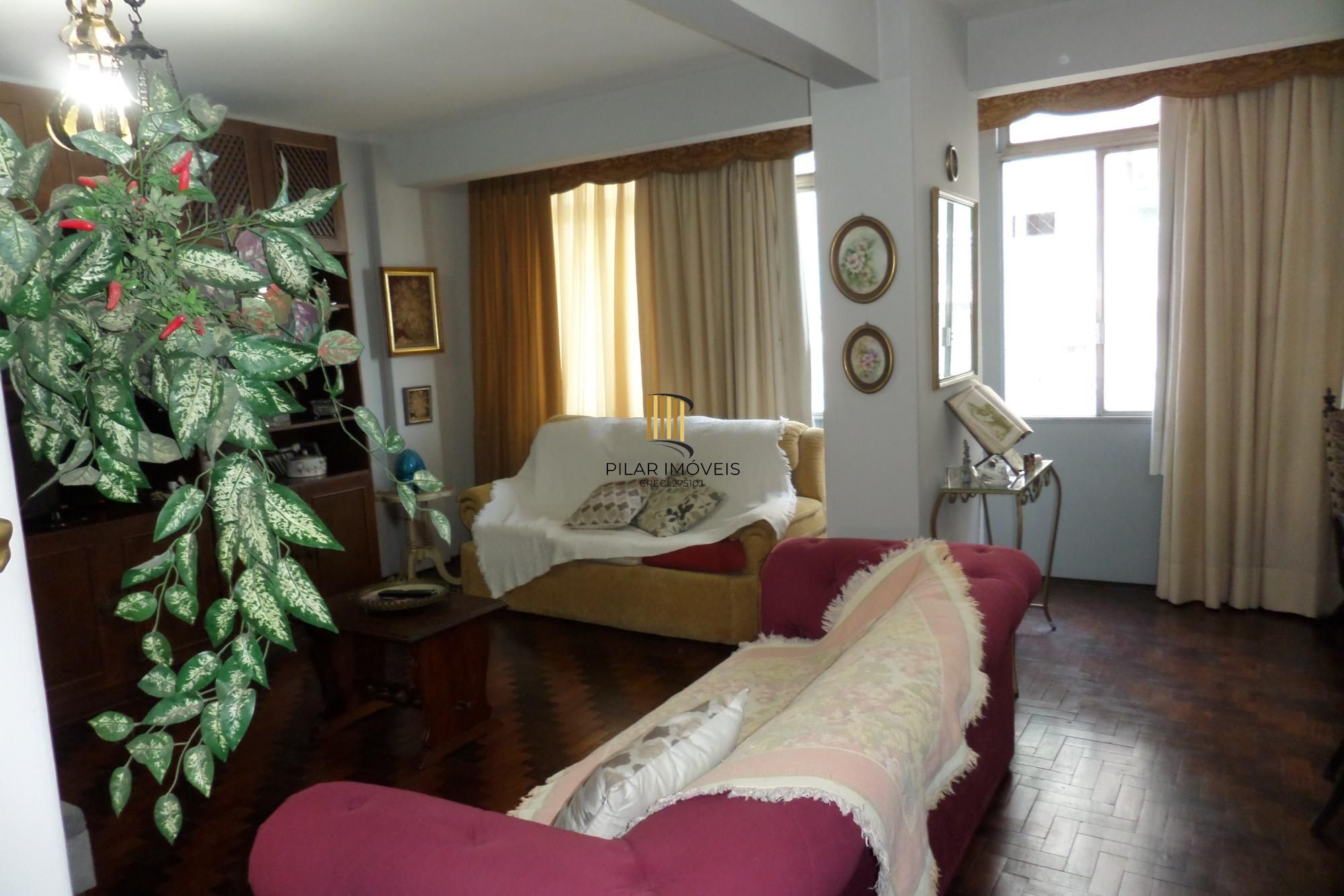 Apartamento no bairro Indepndência com 94m² de 2 dormitórios