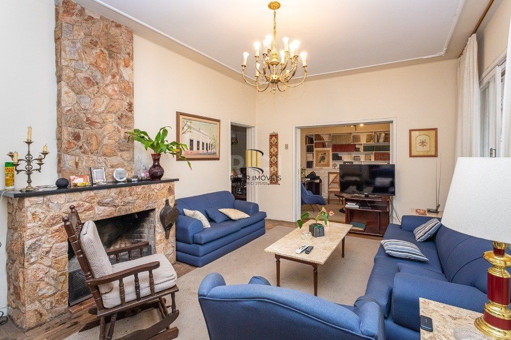 Casa no bairro Petrópolis de 3 dormitórios