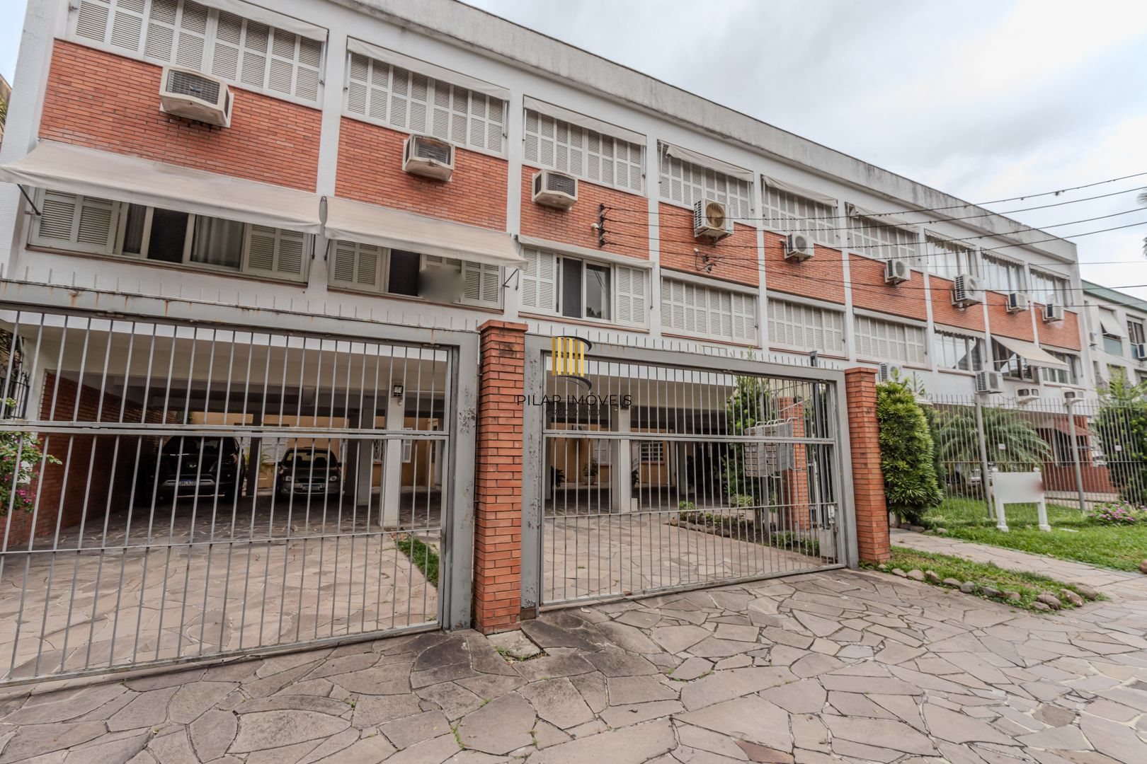 Apartamento no Jardim Lindóia de 2 dormitórios DESOCUPADO