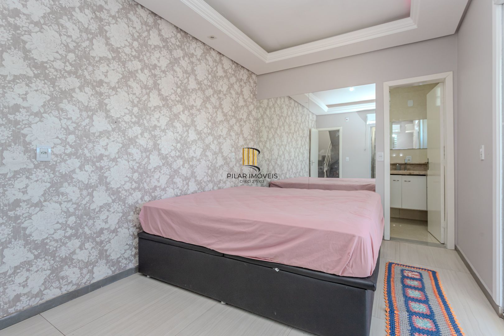 Casa sobrado no Morro Santana de 2 dormitórios e 2 vagas