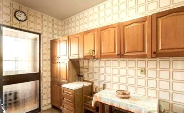 Apartamento no bairro Floresta de 3 dormitórios e vaga