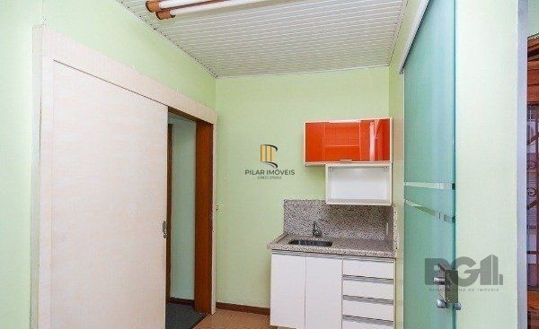 Casa 4 Dormitório(s) Bairro Petrópolis