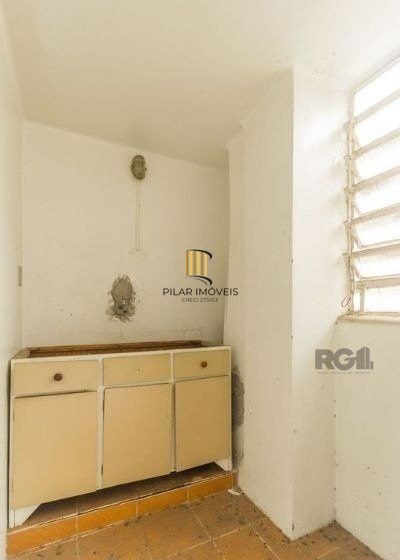 Apartamento de 1 dormitório, Centro Histórico desocupado