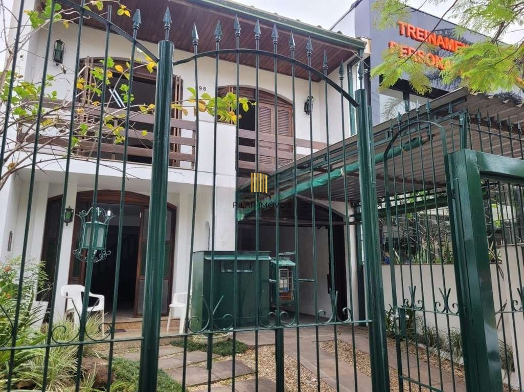 Casa 5 dormitórios no bairro Petrópolis - Pilar Imóveis