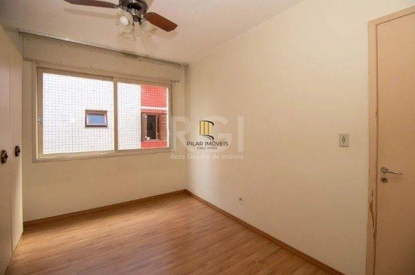 Apartamento de 2 dormitórios, 1 vaga - Petrópolis
