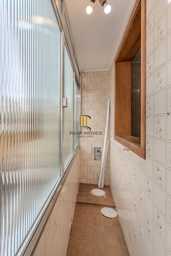 Apartamento no Jardim Lindóia de 2 dormitórios DESOCUPADO