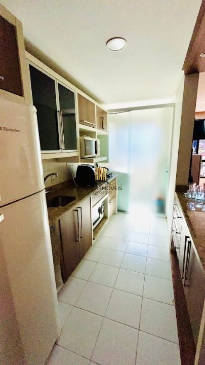 Apartamento no Condomínio Park Plaza de 2 dormitórios e vaga