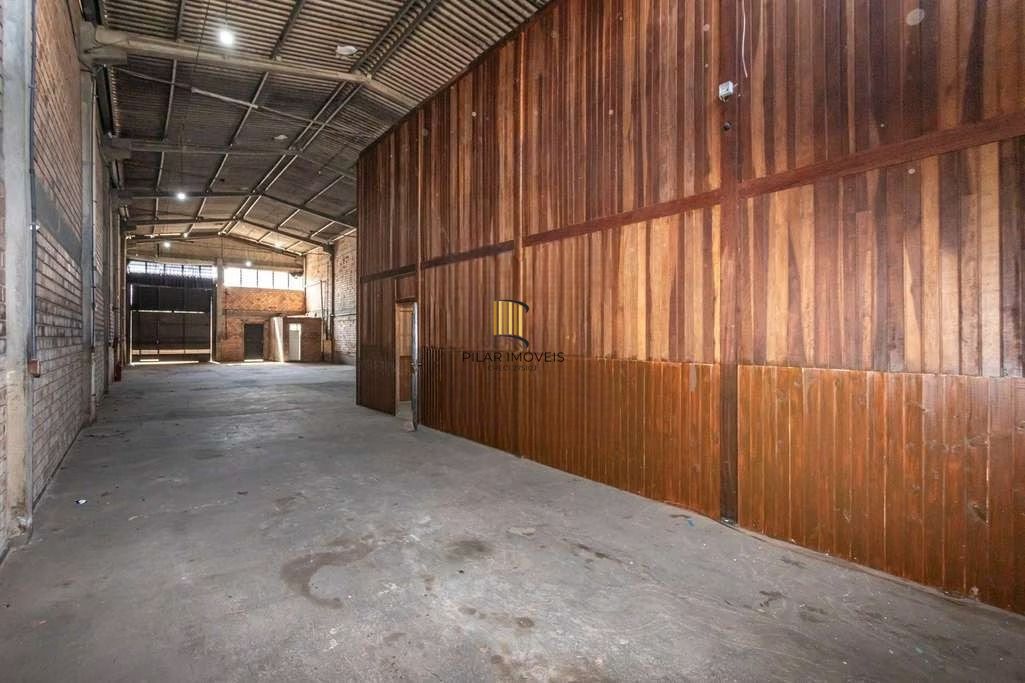 Galpão 2 dormitórios no bairro Navegantes