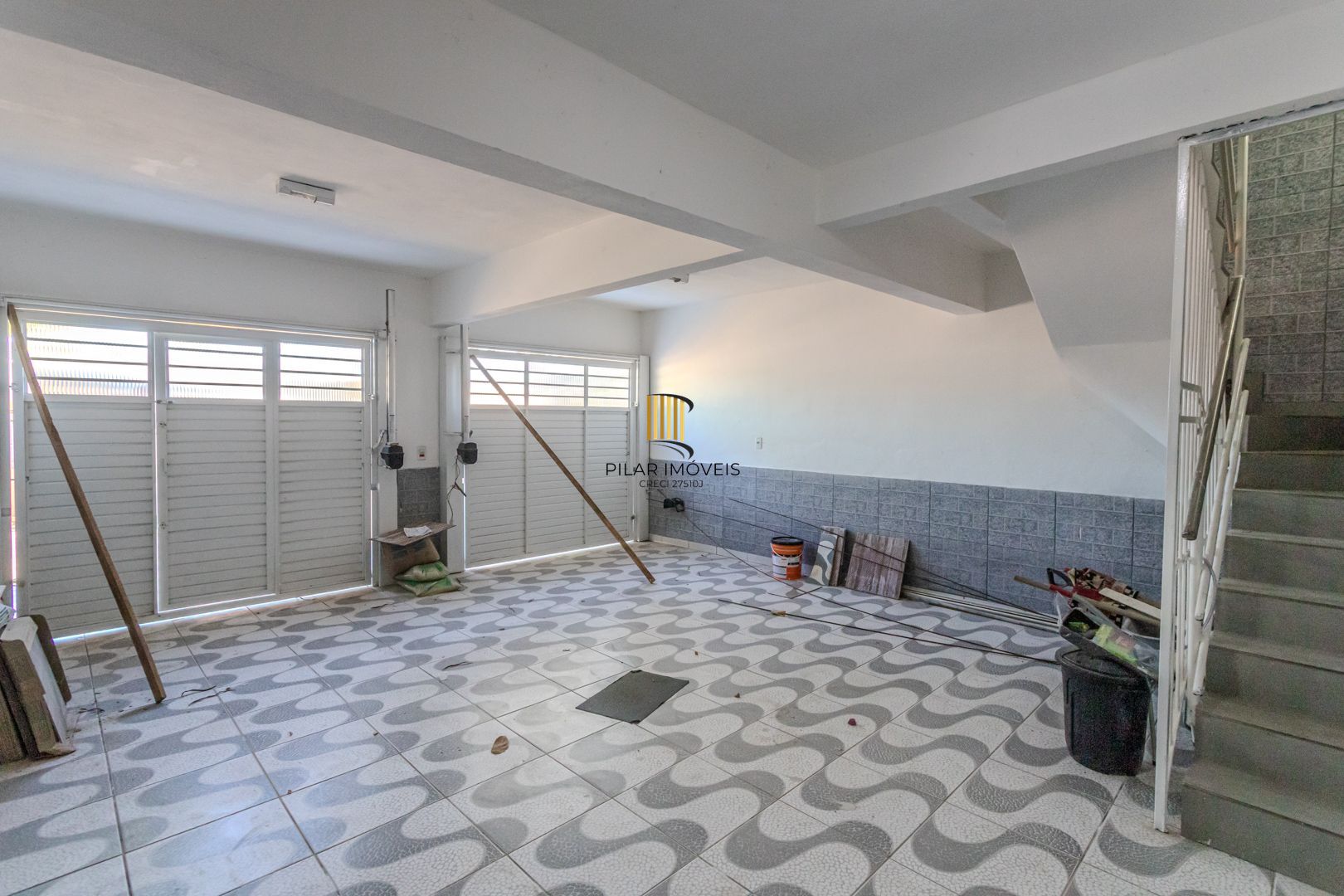 Casa sobrado no Morro Santana de 2 dormitórios e 2 vagas