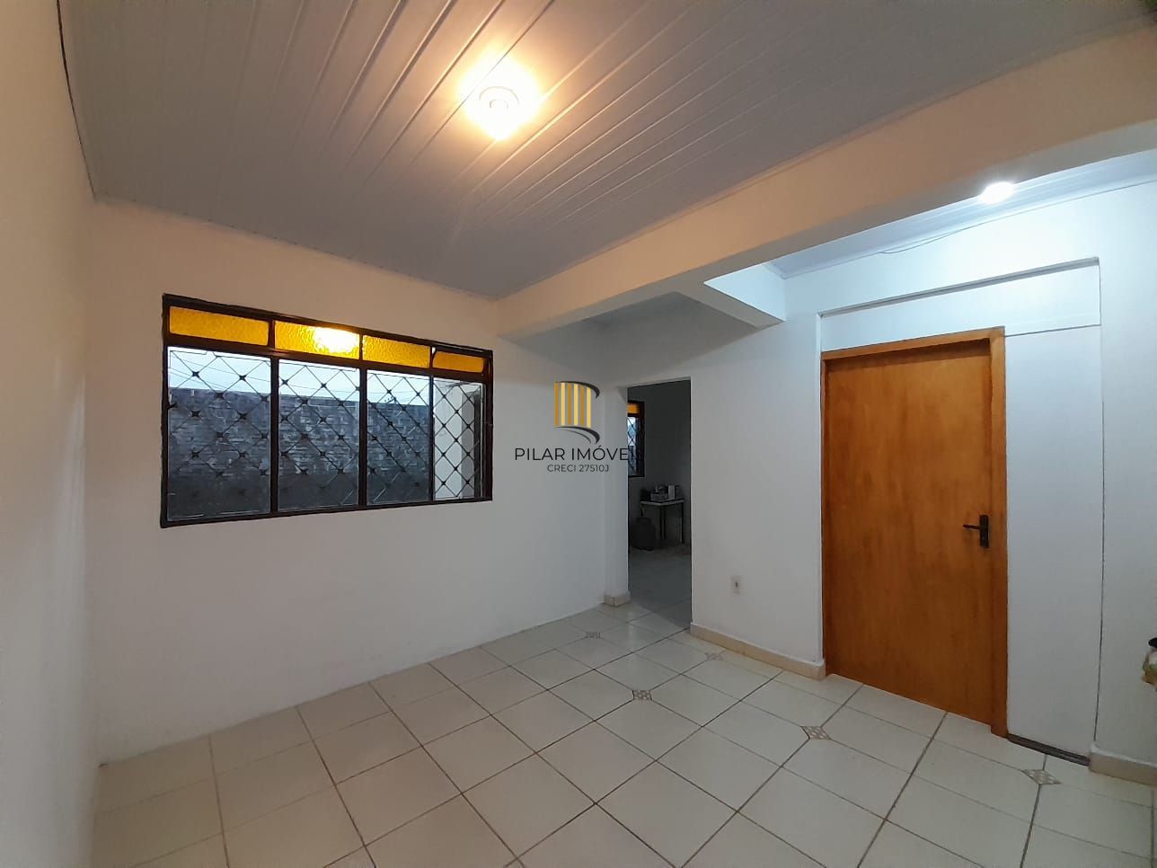 Casa 4 dormitórios no bairro Jardim Algarve