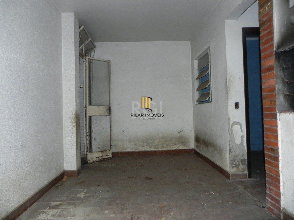 Casa para Venda - 110m², 4 dormitórios, sendo 1 suites, 4 vagas - Jardim Itu