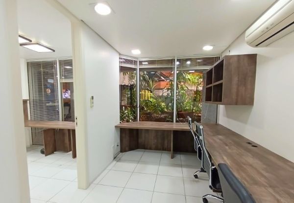 Conjunto / Sala com 2 vagas - bairro Higienópolis