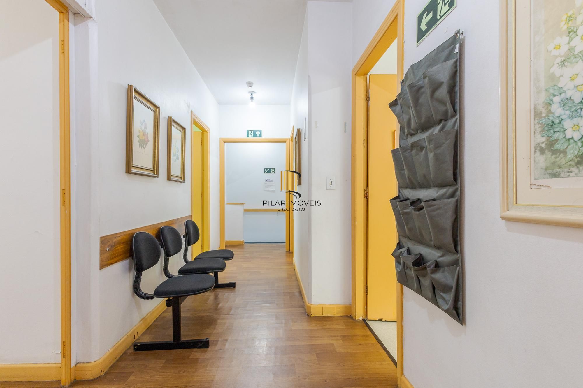 Prédio Comercial no bairro Rio Branco com 912m²