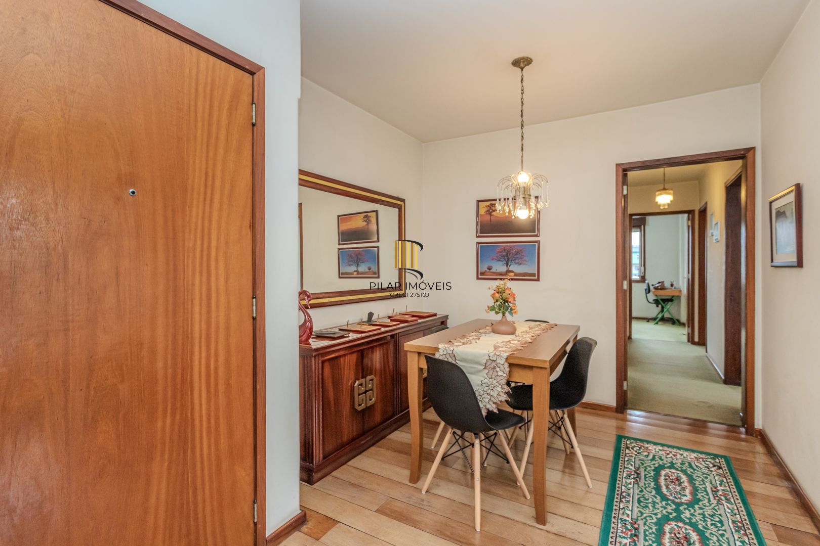 Apartamento no bairro Floresta de 3 dormitórios e vaga