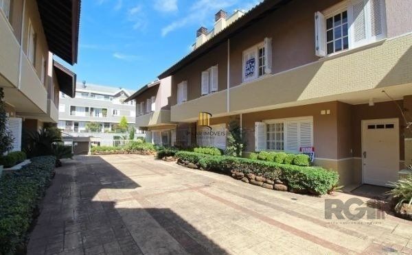 Casa de Condomínio 3 dormitórios no bairro Vila Jardim