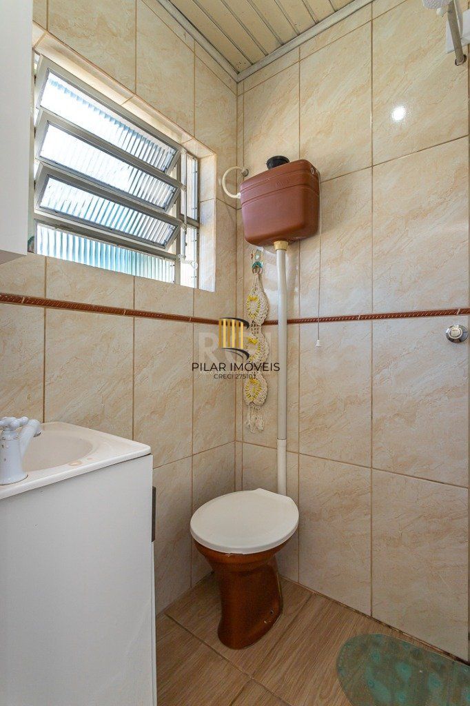 Casa para Venda - 143.32m², 3 dormitórios, sendo 1 suites, 5 vagas - Parque Santa Fé