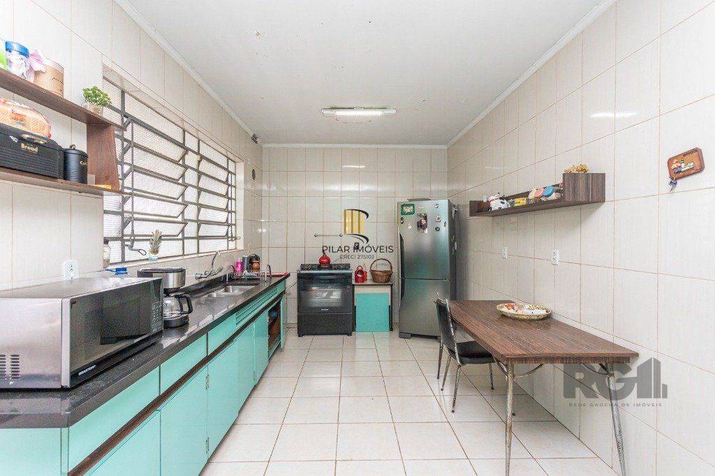 Casa 3 dormitórios no bairro Vila Ipiranga