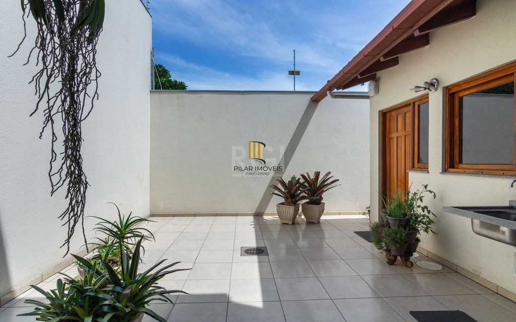 Casa Condominio de 3 dormitórios 3 vagas - Nonoai