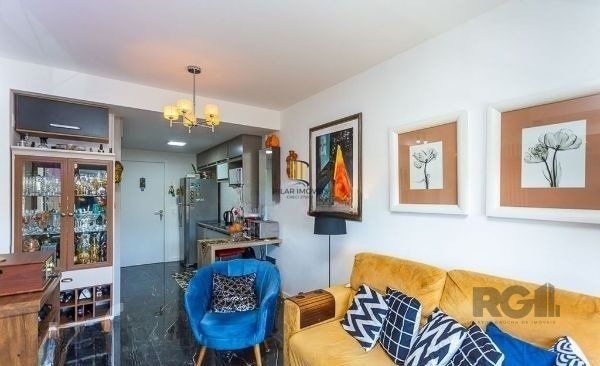 Apartamento no bairro Azenha 1 dormitório 1 vaga - Azenha