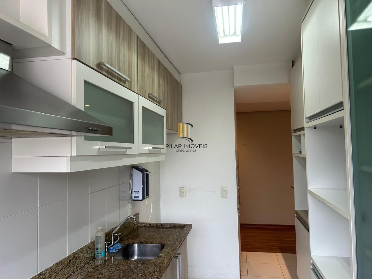 Apartamento no Cristo Redentor de 2 dormitórios e 2 vagas