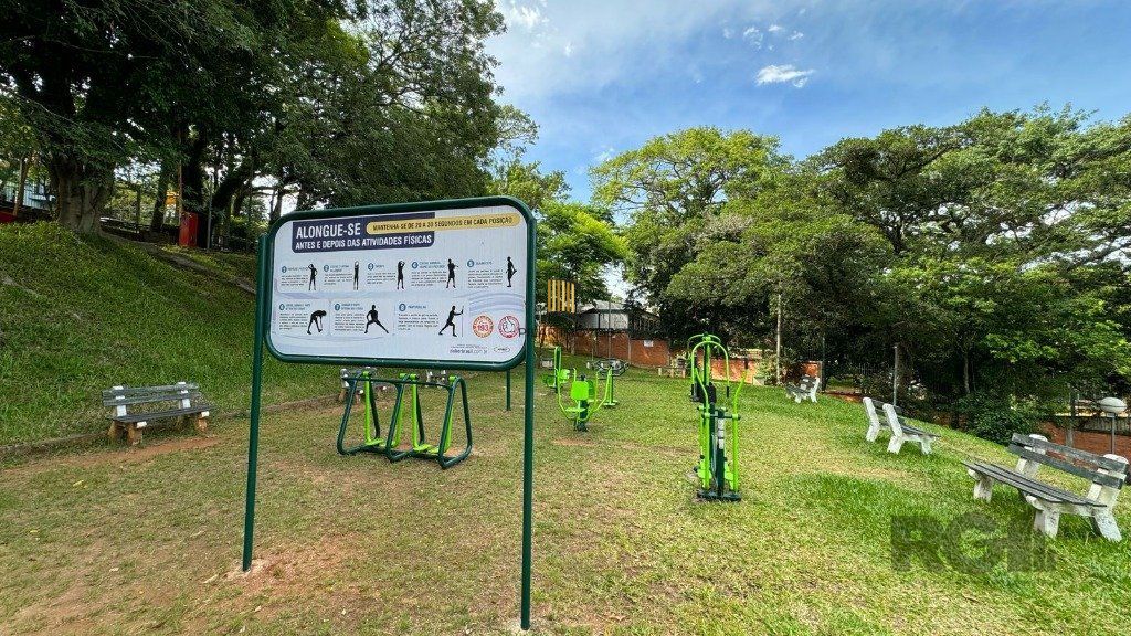 Apartamento de 2 dormitórios no bairro Nonoai