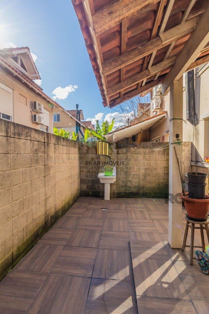 Casa 3 dormitórios no bairro Sarandi