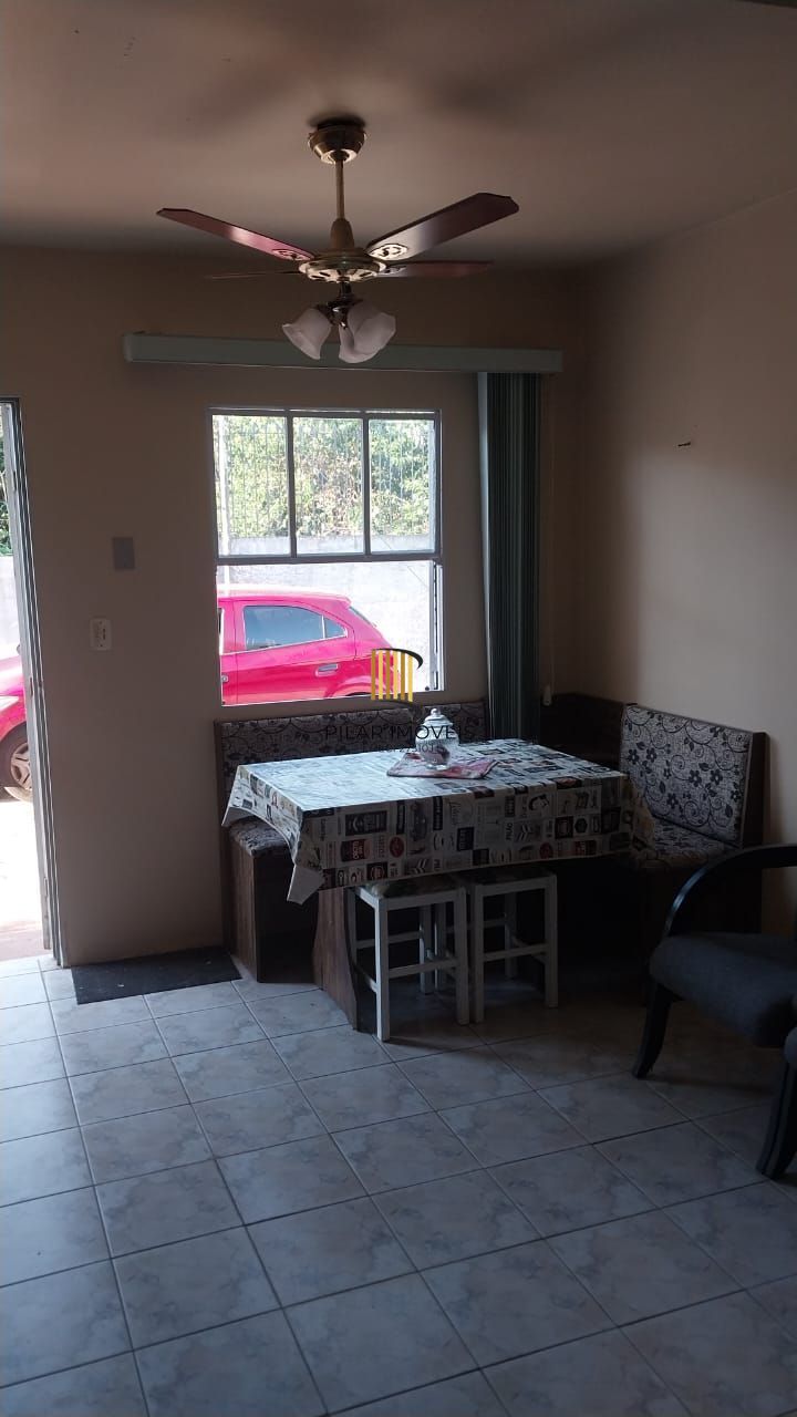 Casa em Condomínio de 2 dormitórios e vaga na Glória