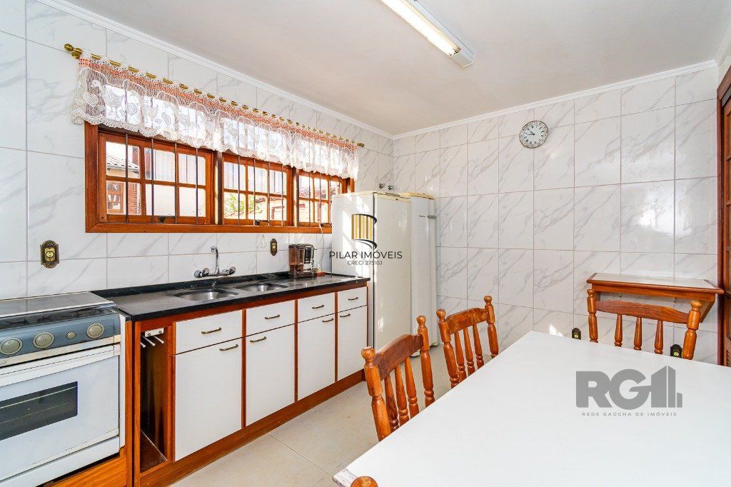 Casa sobrado na zona norte de 3 dormitórios 3 vagas e piscina