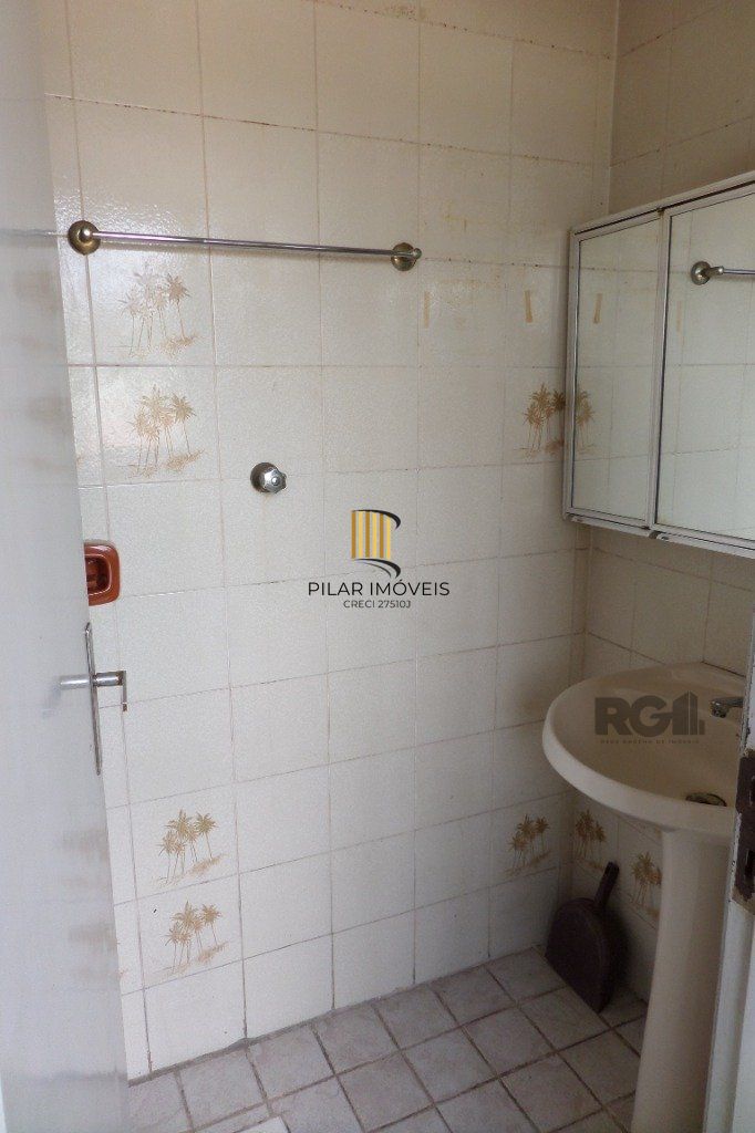 Apartamento na Glória de 2 dormitórios