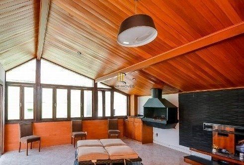 Cobertura no bairro Santo Antônio de 2 dormitórios e 2 vagas