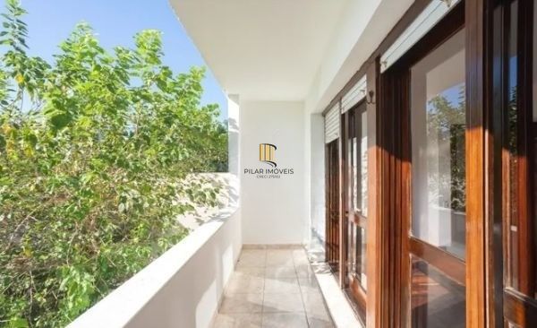 Prédio comercial no bairro Vila Jardim com 550m²