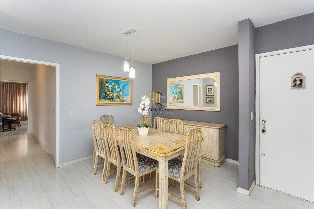 Apartamento de 03 dormitórios (01suíte), com vaga, no bairro São João, em Porto Alegre RS