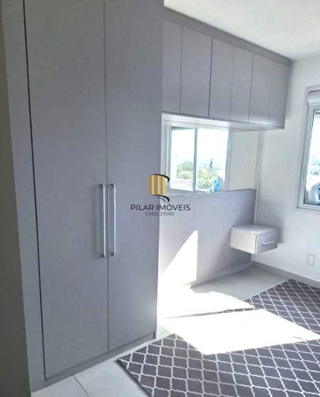 Apartamento de 2 dormitórios e vaga no bairro Santo Antônio desocupado
