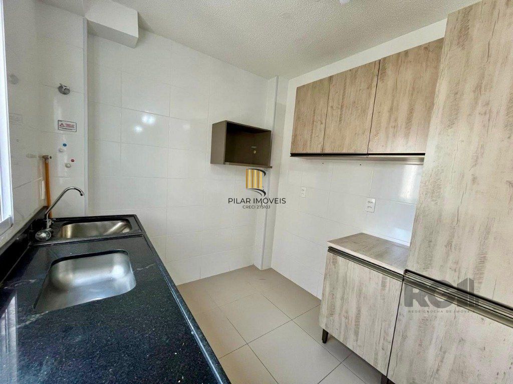 Apartamento 2 dormitórios no bairro Cecília