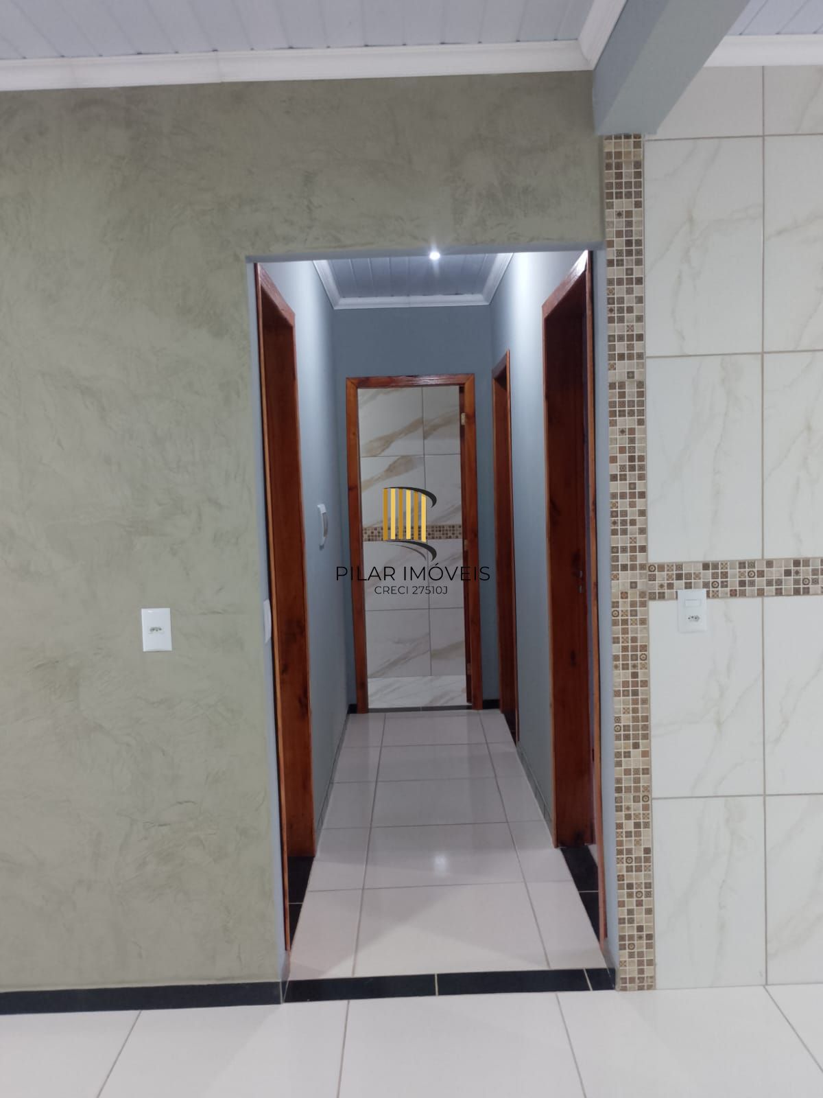 Casa em Canoas - Mato Grande de 3 dormitórios e 2 vagas