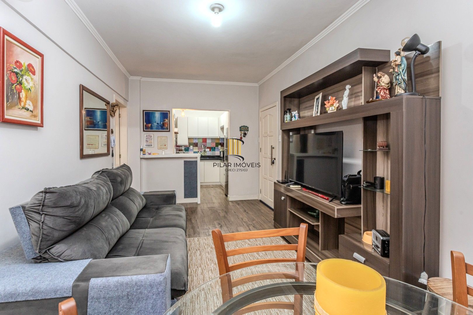 Apartamento no Centro de 2 dormitórios e vaga