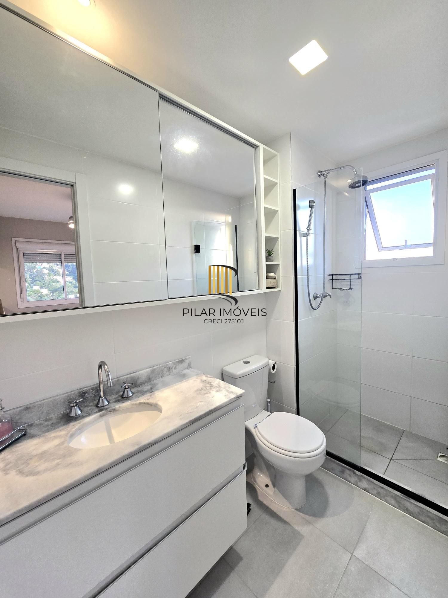 Apartamento no Pertenon de 2 dormitórios vaga e infra