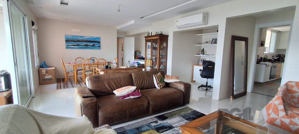 Apartamento de 3 dormitórios e 2 vagas