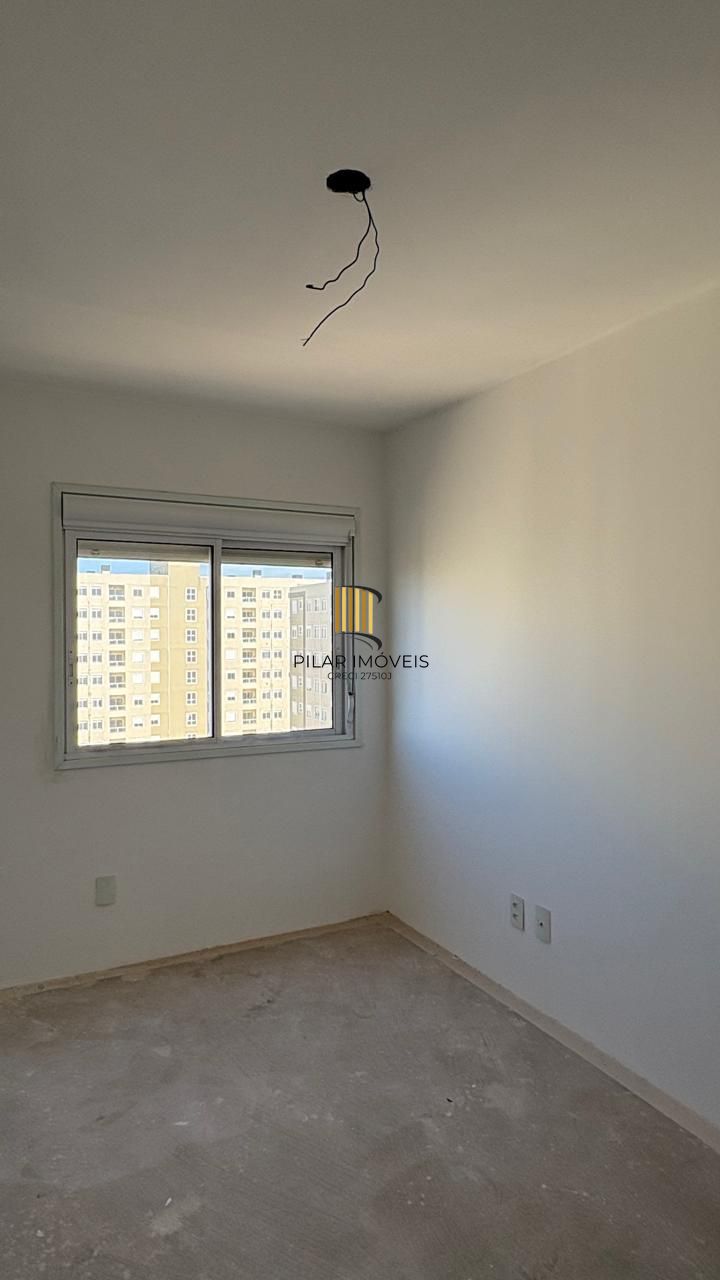 Apartamento de 2 dormitórios e vaga no Humaitá