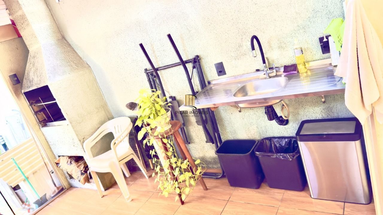 Sobrado 2 dormitórios no bairro Jardim Leopoldina