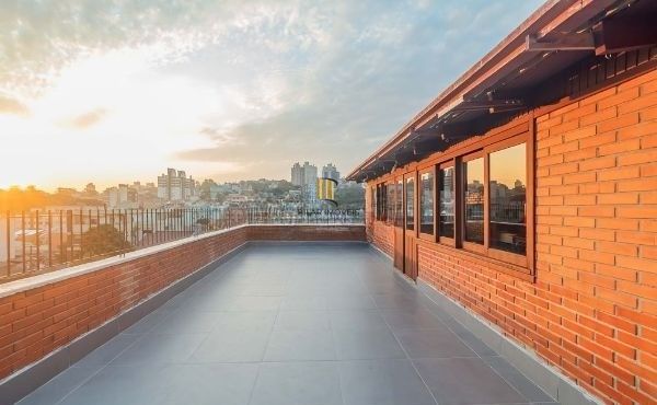 Apartamento de 4 dormitórios e vaga no Jardim do Salso